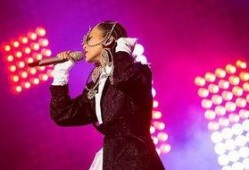 导演爆料演唱会视频完整版